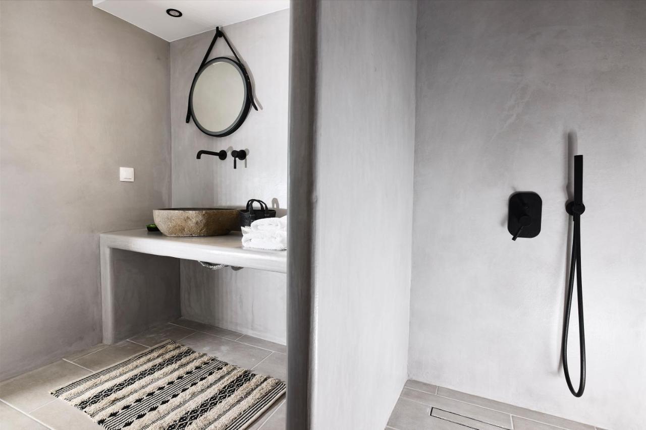 Terra Mare Suites Agia Irini  Exterior photo